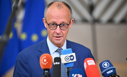 Friedrich Merz îl acuză pe Putin de crimă şi de încercarea de a destabiliza Occidentul: „Testează de mult timp limitele” Friedrich Merz îl acuză pe Putin de crimă şi de încercarea de a destabiliza Occidentul: „Testează de mult timp limitele”