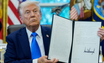 Donald Trump lansează „viza de aur” pentru un milion de dolari: „Va fi un succes imens” Donald Trump lansează „viza de aur” pentru un milion de dolari: „Va fi un succes imens”