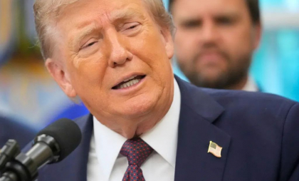 Donald Trump a promis că va apăra Polonia și statele baltice în cazul unei escaladări din partea Rusiei. Declarația președintelui american Donald Trump a promis că va apăra Polonia și statele baltice în cazul unei escaladări din partea Rusiei. Declarația președintelui american