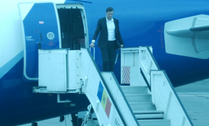 Avocatul lui Vlad Plahotniuc spune că s-a pus presiune pe el și pe clientul său, după ce ce au aterizat. Declarațiile acestuia