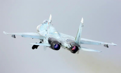 Avertisment direct: Un oficial al Moscovei spune că „va fi război” dacă NATO doboară un avion rusesc Avertisment direct: Un oficial al Moscovei spune că „va fi război” dacă NATO doboară un avion rusesc