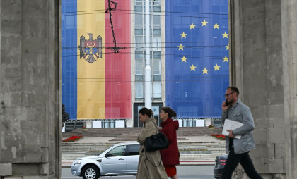 Presa internațională continuă să scrie despre alegerile din Moldova. The Guardian: Votul va arăta dacă țara rămâne pe drumul european sau se întoarce spre Moscova 