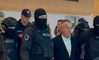 Ședința de la Judecătoria Buiucani, unde urma să se examineze solicitarea procurorilor privind judecarea separată a lui Plahotniuc în dosarul furtului miliardului, amânată Ședința de la Judecătoria Buiucani, unde urma să se examineze solicitarea procurorilor privind judecarea separată a lui Plahotniuc în dosarul furtului miliardului, amânată