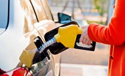 ANRE a stabilit prețurile carburanților pentru weekend: Cât vor achita șoferii pentru benzină și motorină - FOTO