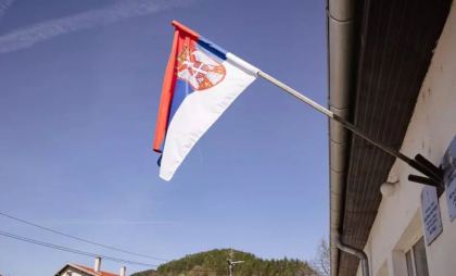 Doi bărbați reținuți în Serbia, acuzați că au antrenat cetățeni moldoveni și români pentru confruntări violente în ziua alegerilor din 28 septembrie Doi bărbați reținuți în Serbia, acuzați că au antrenat cetățeni moldoveni și români pentru confruntări violente în ziua alegerilor din 28 septembrie