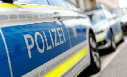 Razie de amploare în Germania. Metoda prin care mai mulți români au păcălit sistemul de ajutor social
Razie de amploare în Germania. Metoda prin care mai mulți români au păcălit sistemul de ajutor social