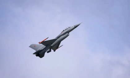 Noi drone văzute peste noapte în Danemarca, de data aceasta lângă baze militare
Noi drone văzute peste noapte în Danemarca, de data aceasta lângă baze militare