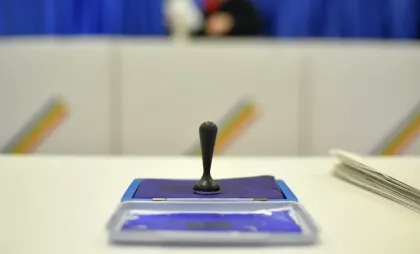 Un cetățean rus, revoltat că nu i s-a permis să filmeze la o secție de votare din Italia. Ce spune Promo-LEX