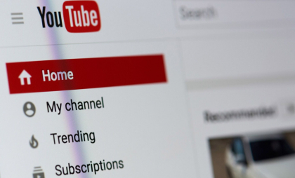 YouTube a acceptat să îi plătească lui Trump 24,5 milioane de dolari pentru a încheia procesul privind suspendarea contului
