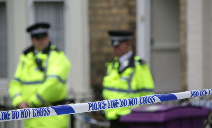 Atac armat lângă o sinagogă din Manchester. Patru persoane au fost rănite. Suspectul a fost împuşcat de poliţie

