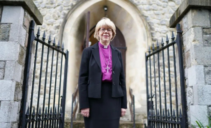 O femeie a fost numită pentru prima dată la conducerea Bisericii Anglicane. Cine este Sarah Mullally