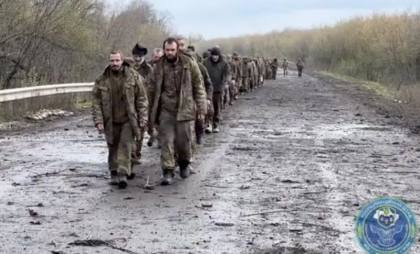 Rusia, bănuită că a executat sute de soldați ucraineni luați prizonieri. Kievul a deschis zeci de anchete penale