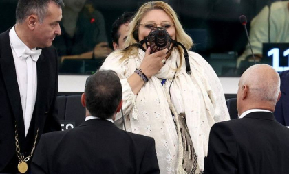 Parlamentul European a început procedura de ridicare a imunității Dianei Șoșoacă. Când ar putea avea loc votul Parlamentul European a început procedura de ridicare a imunității Dianei Șoșoacă. Când ar putea avea loc votul