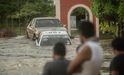 Cel puțin 23 de persoane au murit în urma ploilor torențiale și a inundațiilor din Mexic