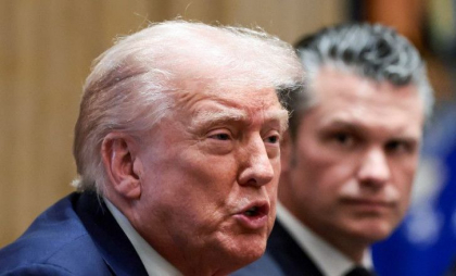 Trump ordonă Pentagonului să ia 8 miliarde de dolari din bugetul apărării pentru plata salariilor, în plin blocaj guvernamental