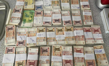 Luau 700 de euro pentru un permis de conducere. Peste 50 de percheziții efectuate de CNA și 3 persoane reținute pentru 72 de ore, la Călărași - GALERIE FOTO