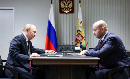 Cel mai tânăr guvernator numit de Putin l-a concediat instant și înjurat pe un șef local în fața camerelor de  - VIDEO