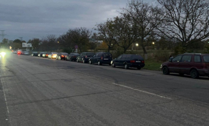 A revenit gazul în stânga Nistrului. S-au format cozi imense la stațiile de alimentare - FOTO