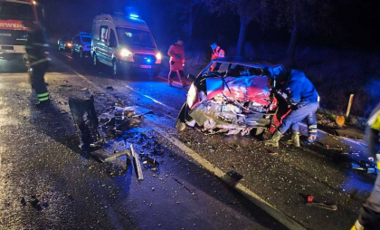 Grav accident la Sîngerei: Două persoane au murit pe loc, după ce două automobile s-au lovit violent. Poliția vine cu detalii - FOTO
