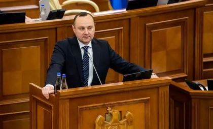 PSRM ia în calcul reînaintarea lui Vlad Bătrîncea în funcția de vicepreședinte al Parlamentului