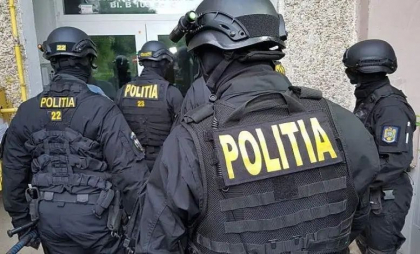 Instruiri în Serbia privind pregătirea destabilizărilor și a dezordinilor în masă pe teritoriul Republicii Moldova: IGP anunță noi percheziții în nordul țării Instruiri în Serbia privind pregătirea destabilizărilor și a dezordinilor în masă pe teritoriul Republicii Moldova: IGP anunță noi percheziții în nordul țării