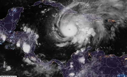 Uraganul Melissa, cea mai puternică furtună de pe planetă din acest an, a făcut primele victime. Jamaica se pregătește pentru un impact „castastrofal”