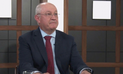 Salariu minim de 10 mii lei, burse duble și energie verde: principalele angajamente din programul de guvernare al Cabinetului Munteanu Salariu minim de 10 mii lei, burse duble și energie verde: principalele angajamente din programul de guvernare al Cabinetului Munteanu