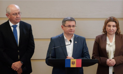 „Este decizia politică a fracțiunilor, au tot dreptul”: reacția lui Igor Grosu la poziția opoziției față de învestirea Guvernului condus de Alexandru Munteanu „Este decizia politică a fracțiunilor, au tot dreptul”: reacția lui Igor Grosu la poziția opoziției față de învestirea Guvernului condus de Alexandru Munteanu