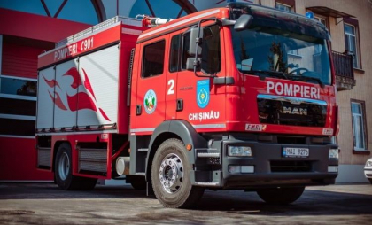 Incendiu la un depozit de cereale de pe strada Uzinelor din Chișinău: șapte echipaje au intervenit la fața locului Incendiu la un depozit de cereale de pe strada Uzinelor din Chișinău: șapte echipaje au intervenit la fața locului