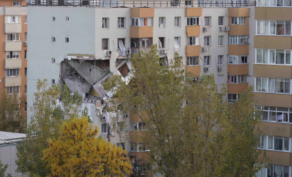 Percheziții în dosarul exploziei blocului din București. Șase persoane, duse la audieri