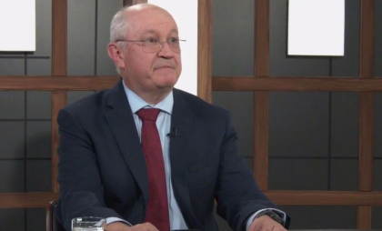 Alexandru Munteanu - la consultări cu fracțiunile parlamentare privind formarea unui nou Guvern Alexandru Munteanu - la consultări cu fracțiunile parlamentare privind formarea unui nou Guvern