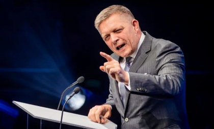 Robert Fico insistă că Slovacia nu va contribui cu „nici măcar un cent” pentru Ucraina și nu e deranjat de reducerea trupelor americane din Europa: „Trump este pragmatic” Robert Fico insistă că Slovacia nu va contribui cu „nici măcar un cent” pentru Ucraina și nu e deranjat de reducerea trupelor americane din Europa: „Trump este pragmatic”