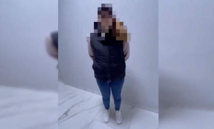 O tânără din Ucraina - plasată în arest, după ce ar fi făcut mai multe escrocherii online pe teritoriul Moldovei. Ce prejudiciu a cauzat victimelor și câți ani ar putea sta după gratii - VIDEO O tânără din Ucraina - plasată în arest, după ce ar fi făcut mai multe escrocherii online pe teritoriul Moldovei. Ce prejudiciu a cauzat victimelor și câți ani ar putea sta după gratii - VIDEO