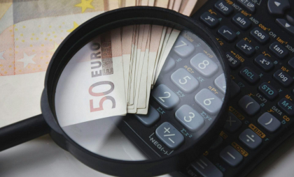 Curs valutar BNM pentru 30 octombrie. Cât costă un euro și un dolar - FOTO