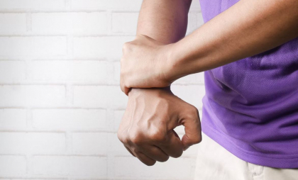 Cei care suferă de osteoporoză vor primi un medicament compensat. Anunțul făcut de CNAM