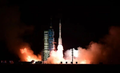 China a trimis în spațiu cel mai tânăr astronaut al său și patru șoareci. Echipajul Shenzhou-21 are în plan 27 de proiecte