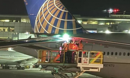 Două avioane s-au ciocnit pe pista unui aeroport din New York. Accidentul, influențat de criza politică din SUA
