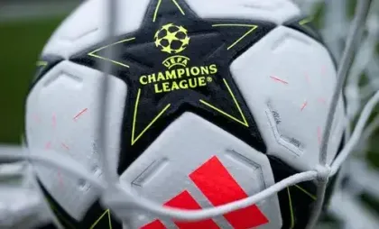 LIVERPOOL, VICTORIE PE ANFIELD. Bayern câștigă la Paris și devine lideră în Champions League