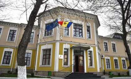 Clădirea Universității de Medicină şi Farmacie „Nicolae Testemiţanu" Clădirea Universității de Medicină şi Farmacie „Nicolae Testemiţanu"