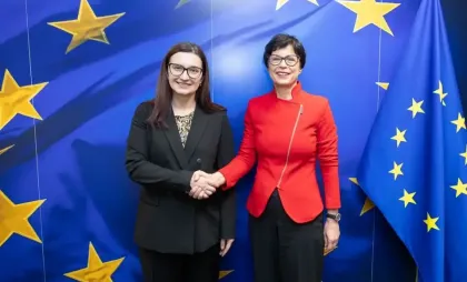 Marta Kos și Cristina Gherasimov