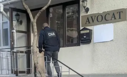 Percheziții Percheziții