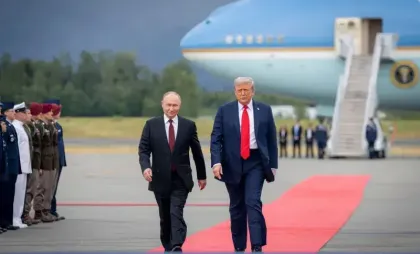Vladimir Putin și Donald Trump Vladimir Putin și Donald Trump