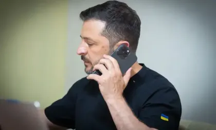 Zelenski vorbind la telefon