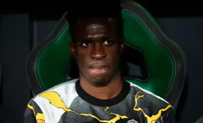 Vini Jr., vizibil dezamăgit pe bancă