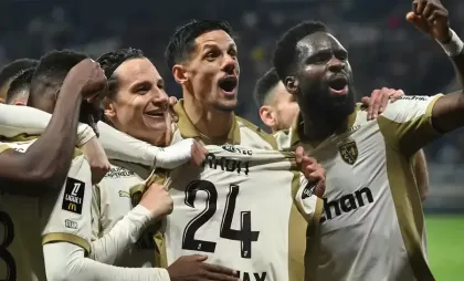 Echipa Lens Echipa Lens