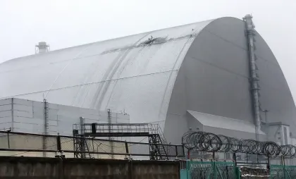 Noua incintă de izolare de la centrala nucleară de la Cernobîl.