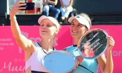 Anastasia Tikhonova & Valeriya Strakhova Anastasia Tikhonova & Valeriya Strakhova