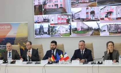 Ceremonia de semnare a acordurilor de colaborare Ceremonia de semnare a acordurilor de colaborare