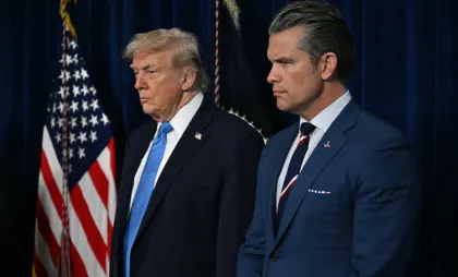Președintele Donald Trump și secretarul american al apărării, Pete Hegseth