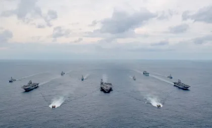 Grupul de atac al portavionului USS Abraham Lincoln